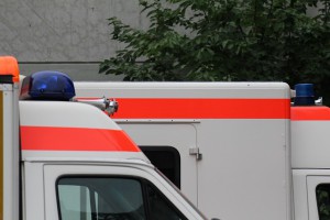 ambulance-974409_640